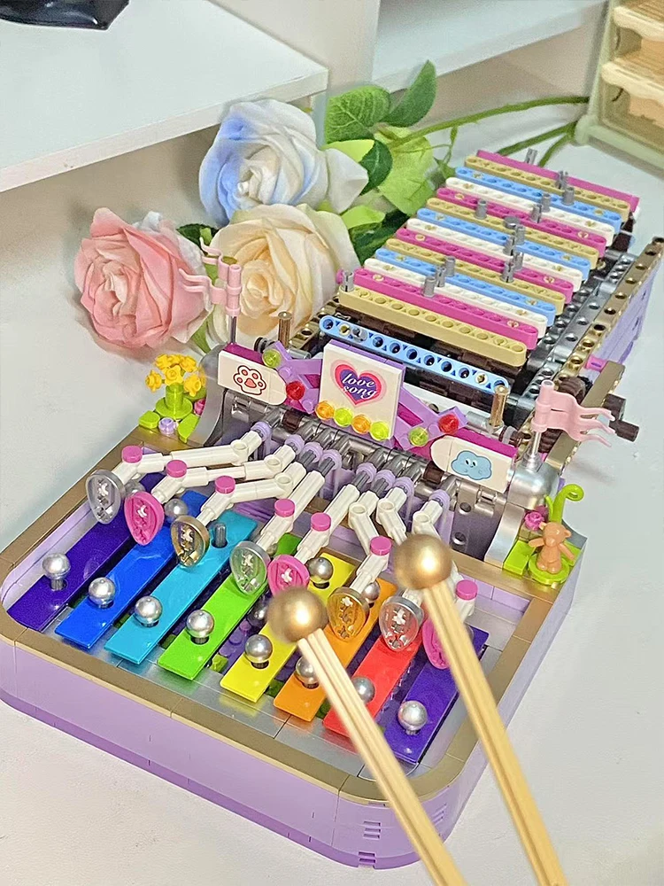 Dreamy Music Box Guitar Model Assembly Toy Birthday Gift for Girls Zhe Gao Blocks Plastic Building Blocks Decorations
Dreamy Music Box Guitar Model Assembly Toy Birthday Gift for Girls Zhe Gao Blocks Plastic Building Blocks Decorations