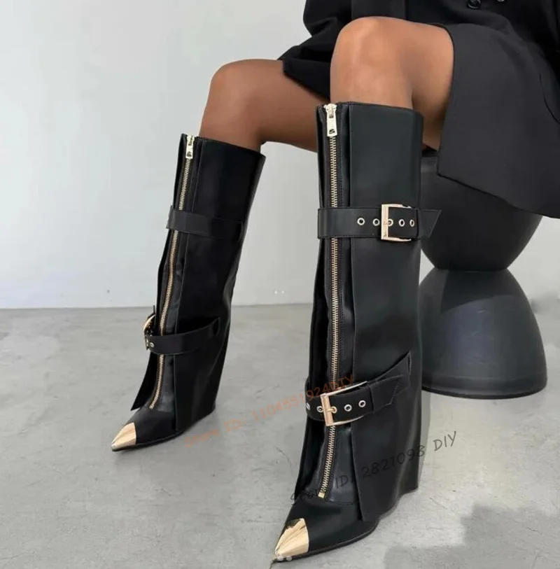 Сапоги до колена на тонком каблуке с металлической пряжкой и ремешком. Женские сапоги на высоком каблуке с пряжкой в виде акулы, длинные ботинки с острым носком и золотой молнией. Туфли для ночного клуба.
Сапоги до колена на тонком каблуке с металлической пряжкой и ремешком. Женские сапоги на высоком каблуке с пряжкой в виде акулы, длинные ботинки с острым носком и золотой молнией. Туфли для ночного клуба.