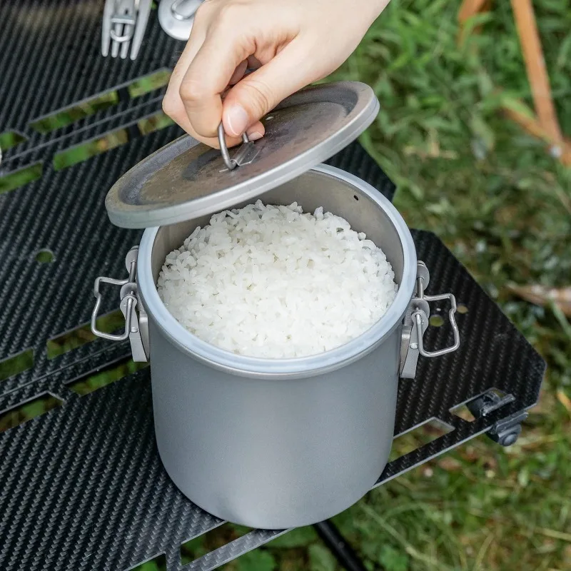 1.4L Titanium Rice Cooker Pot Ultralight Camping Cookware Backpacking Cookset for Outdoor, Hiking, Travelling
1.4L Titanium Rice Cooker Pot Ultralight Camping Cookware Backpacking Cookset for Outdoor, Hiking, Travelling