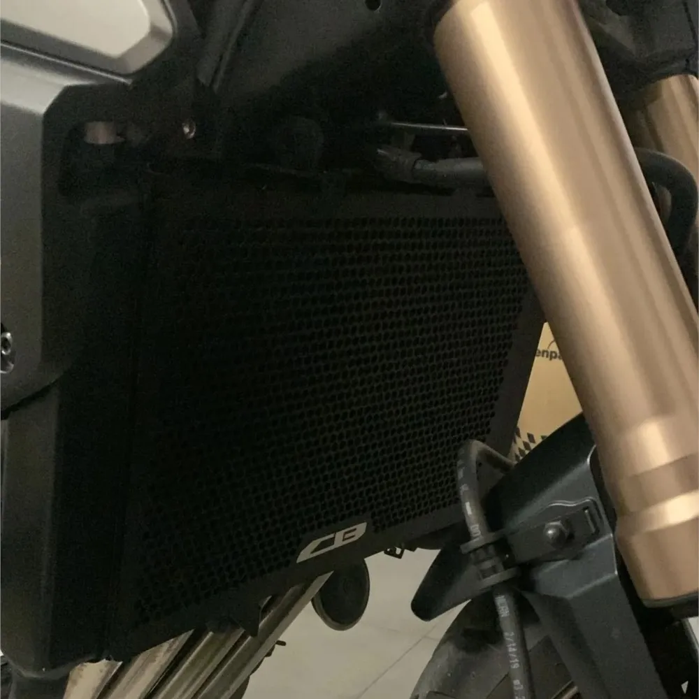 For Honda CB650R CBR650R CB650F CB 650R CBR 650R 2014-2026 Radiator Grille Guard Grill Radiator Water Cooling Tank Protection
For Honda CB650R CBR650R CB650F CB 650R CBR 650R 2014-2026 Radiator Grille Guard Grill Radiator Water Cooling Tank Protection