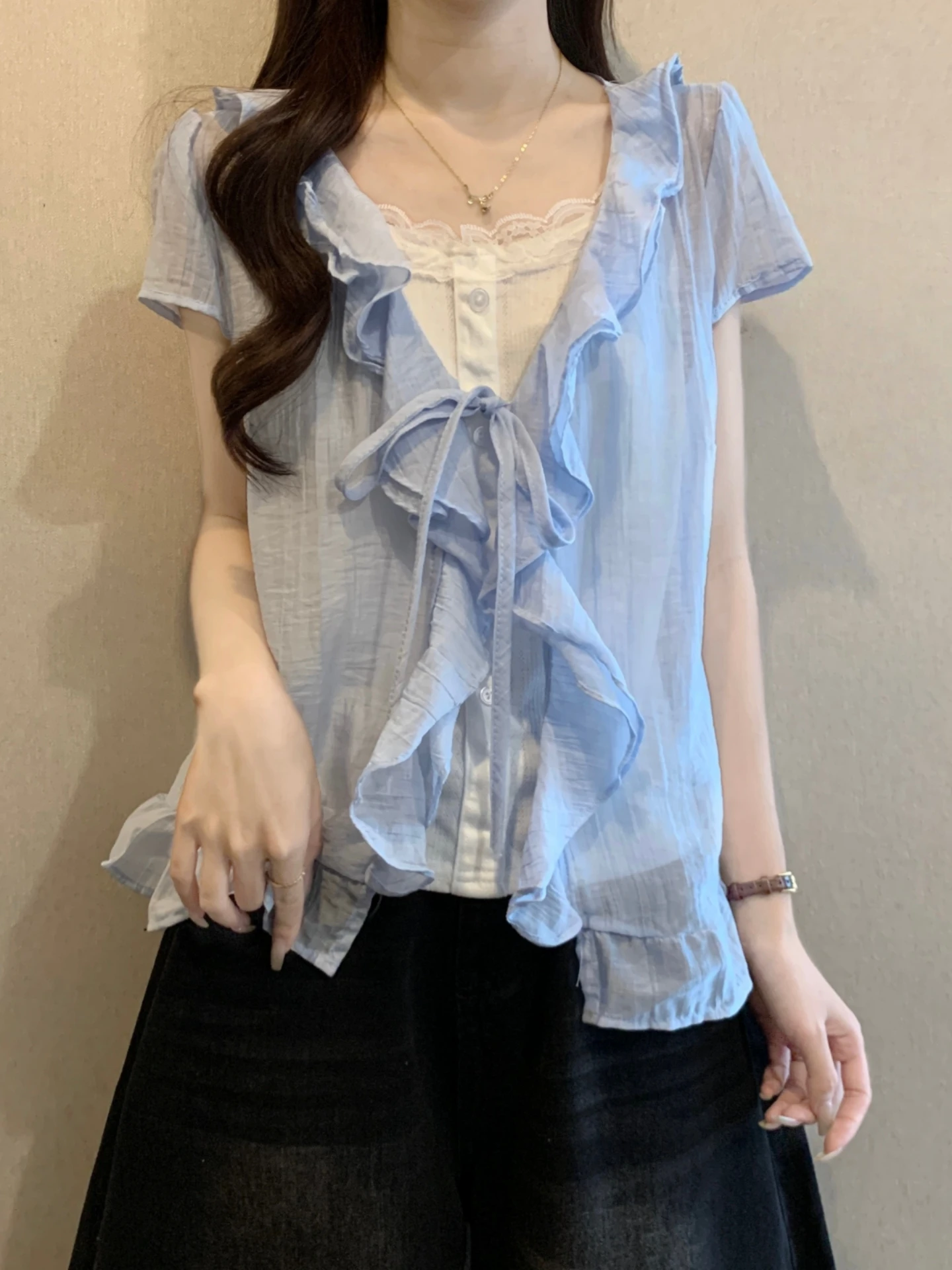 Summer Outfit Women's plus Size Short Sleeve Chiffon Top And Vest Two Piece Set with Lace Trim Korean Style Loose Fit Shirt
Summer Outfit Women's plus Size Short Sleeve Chiffon Top And Vest Two Piece Set with Lace Trim Korean Style Loose Fit Shirt
