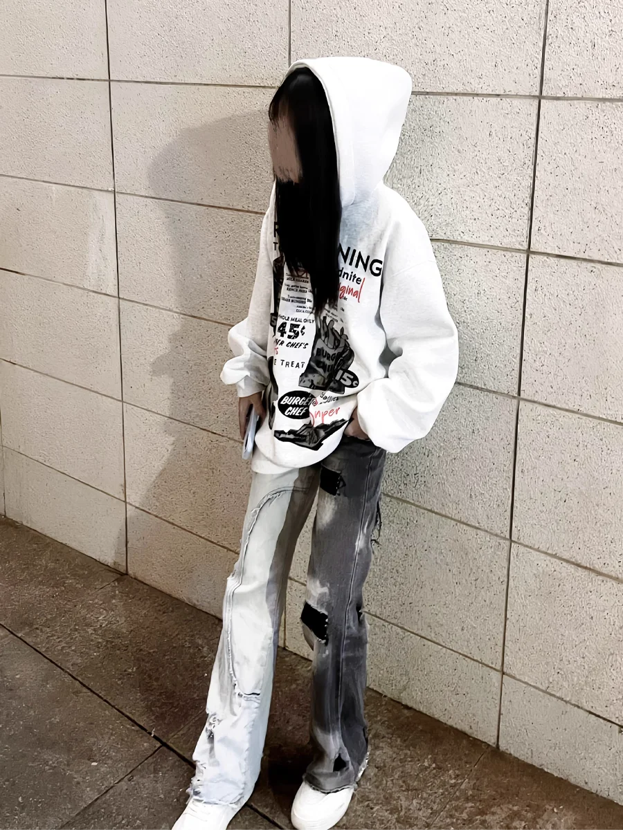 American High Street Patchwork Fake Hole Micro Flared Jeans Men Women Loose Casual Versatile Asymmetrical Design Jeans
American High Street Patchwork Fake Hole Micro Flared Jeans Men Women Loose Casual Versatile Asymmetrical Design Jeans