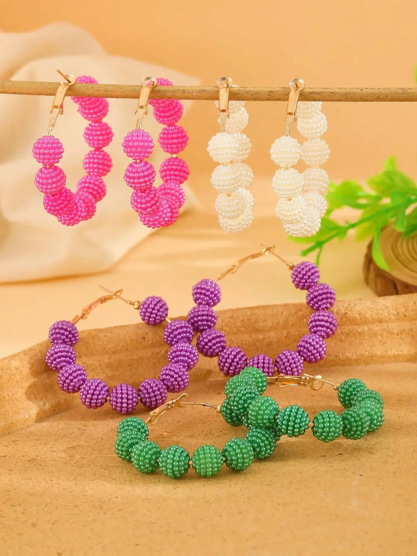Vintage Sweet Cute Metal Candy Color Beaded Hoop Earrings Multi Color Circle Geometric Earrings for Women Ladies Holiday Gifts
Vintage Sweet Cute Metal Candy Color Beaded Hoop Earrings Multi Color Circle Geometric Earrings for Women Ladies Holiday Gifts