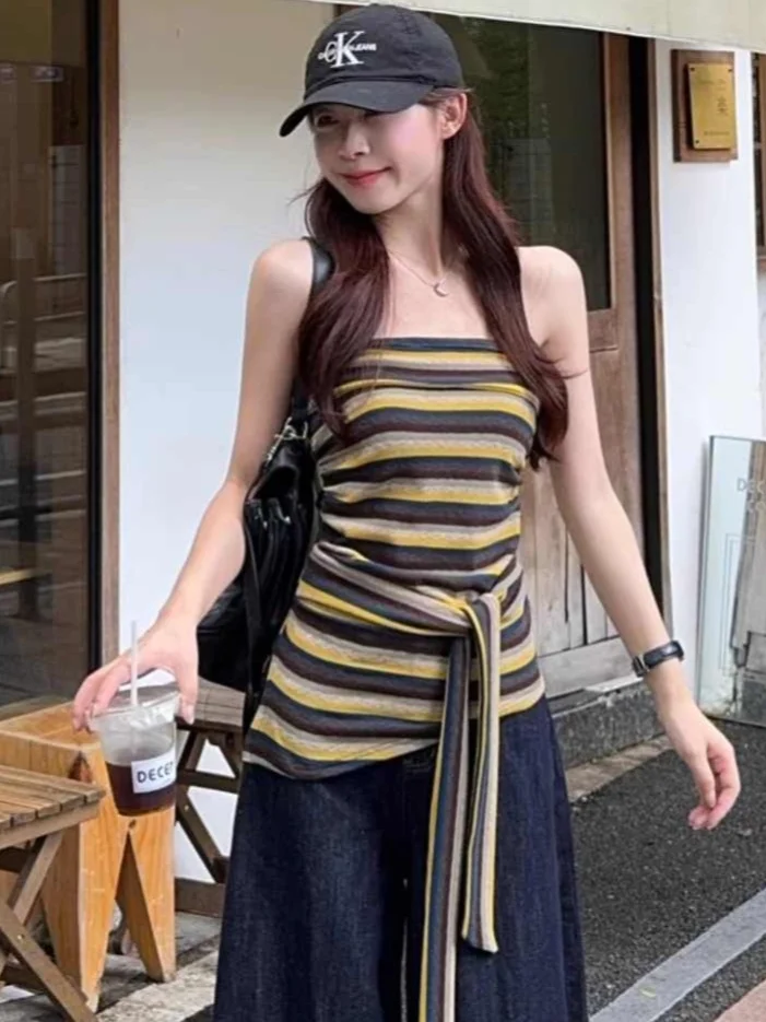 American Style Spicy Girl Color Block Striped Neck Hanging Strap Vest Women's Outerwear Summer Sexy Pure Desire Short Tube Top
American Style Spicy Girl Color Block Striped Neck Hanging Strap Vest Women's Outerwear Summer Sexy Pure Desire Short Tube Top