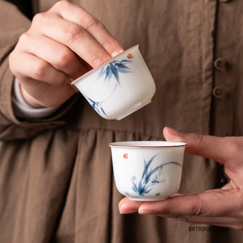1 Pc Chinese Vintage Ceramic Tea Cup Handmade Orchid Master Teacup Household White Porcelain Tea Bowl Travel Personal Teaware
1 Pc Chinese Vintage Ceramic Tea Cup Handmade Orchid Master Teacup Household White Porcelain Tea Bowl Travel Personal Teaware