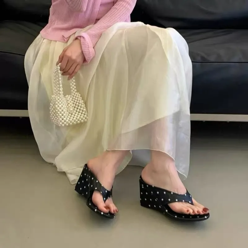 Wedges Sandals Women Clip Toe Beach Shoes High Heels Slippers Summer Casual Flip Flops 2026 New Dress Pumps Walking Flip Flops
Wedges Sandals Women Clip Toe Beach Shoes High Heels Slippers Summer Casual Flip Flops 2026 New Dress Pumps Walking Flip Flops