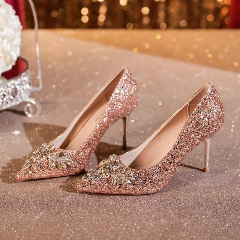 8.5cm High Quality Women's Pumps and Heels Luxury Glitter Rhinestone Wedding Shoes for Women Fashion Stiletto Heel Women's Shoes
8.5cm High Quality Women's Pumps and Heels Luxury Glitter Rhinestone Wedding Shoes for Women Fashion Stiletto Heel Women's Shoes