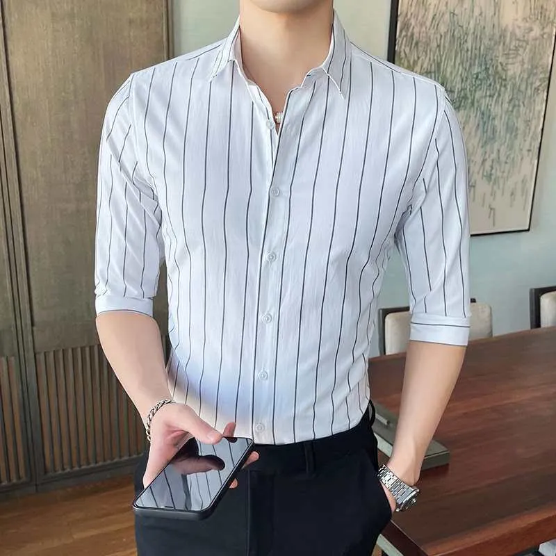Summer New Men's Casual Striped Three-quarter Sleeve Shirt Versatile Elegant Style Ideal for Various Occasions
Summer New Men's Casual Striped Three-quarter Sleeve Shirt Versatile Elegant Style Ideal for Various Occasions