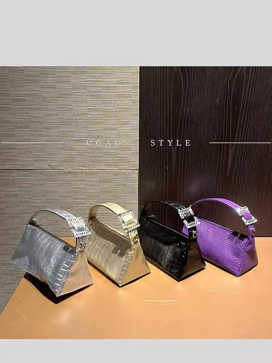 New Fashion Striped Pattern Hobo Bag High Quality Textured Clutch Purse Luxury Women Handbag Shoulder Crossbody Bag
New Fashion Striped Pattern Hobo Bag High Quality Textured Clutch Purse Luxury Women Handbag Shoulder Crossbody Bag