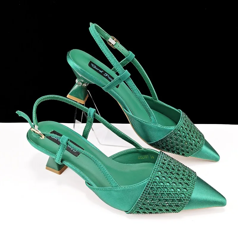 New Arrival Women Shoes and Bags To Match Set Decorated with Rhinestone Luxury Designer Elegant Woman Heeled Shoes for Party
New Arrival Women Shoes and Bags To Match Set Decorated with Rhinestone Luxury Designer Elegant Woman Heeled Shoes for Party