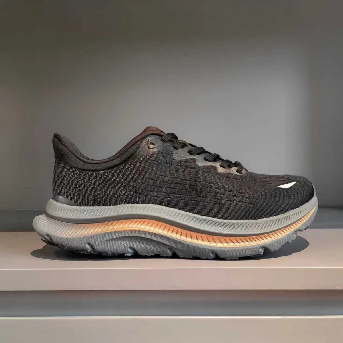 2026 Summer Fashion Running Shoes Mafate Speed 4 Fabric Cushioned Slip Resistant Wear Resistant Low Top Casual
2026 Summer Fashion Running Shoes Mafate Speed 4 Fabric Cushioned Slip Resistant Wear Resistant Low Top Casual