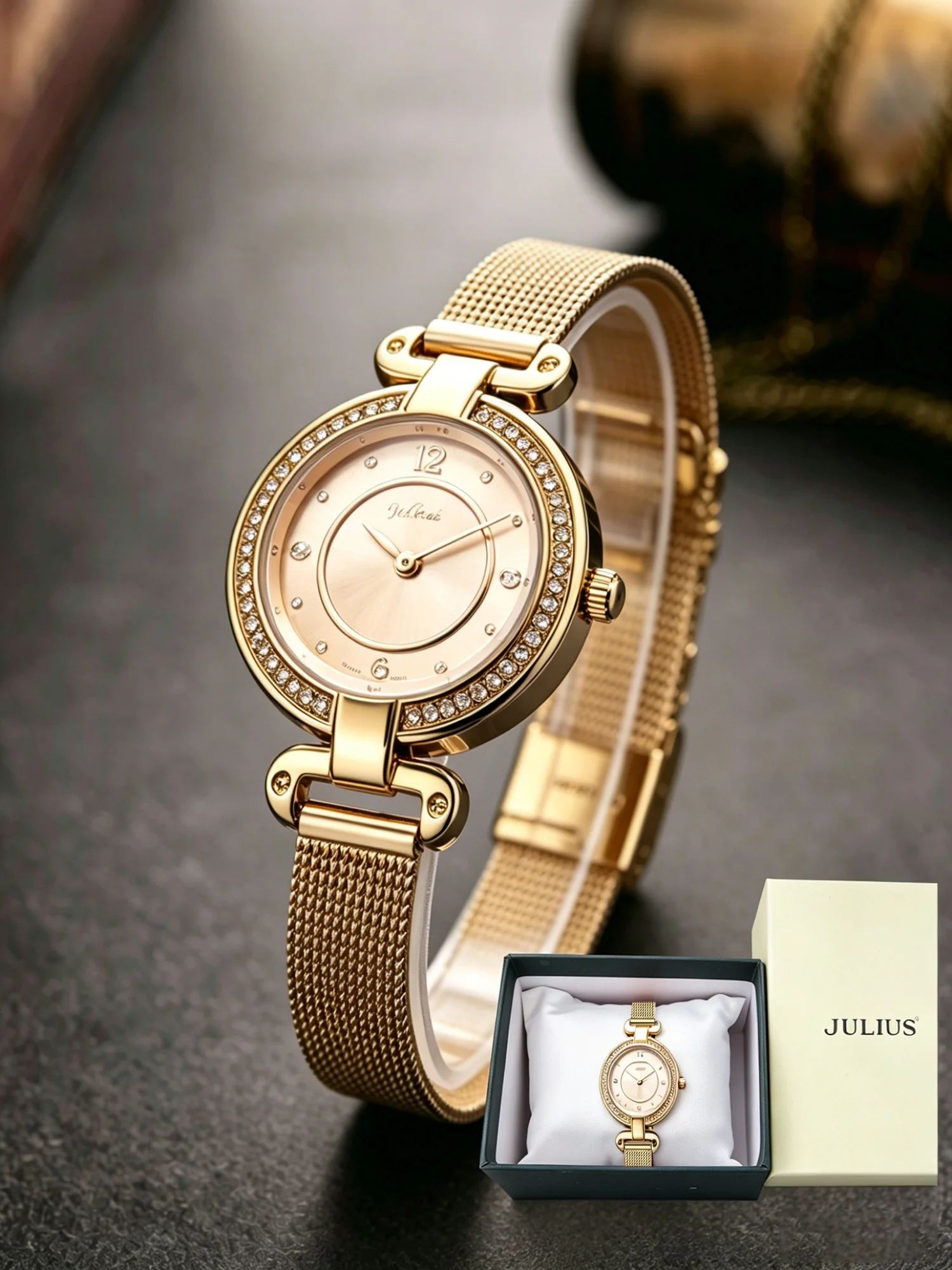 Top Mini JULIUS Women's Watch Japan Quartz Lady Hours Fine Fashion Bracelet Band Leather Clock Oval Retro Girl's Gift Box
Top Mini JULIUS Women's Watch Japan Quartz Lady Hours Fine Fashion Bracelet Band Leather Clock Oval Retro Girl's Gift Box