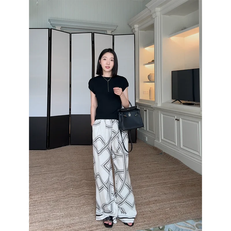 Linen Wide Leg Pants Simple Slimming Style Casual Fashion Set Cozy Summer Women's Clothing Long Trousers for Mature Ladies
Linen Wide Leg Pants Simple Slimming Style Casual Fashion Set Cozy Summer Women's Clothing Long Trousers for Mature Ladies