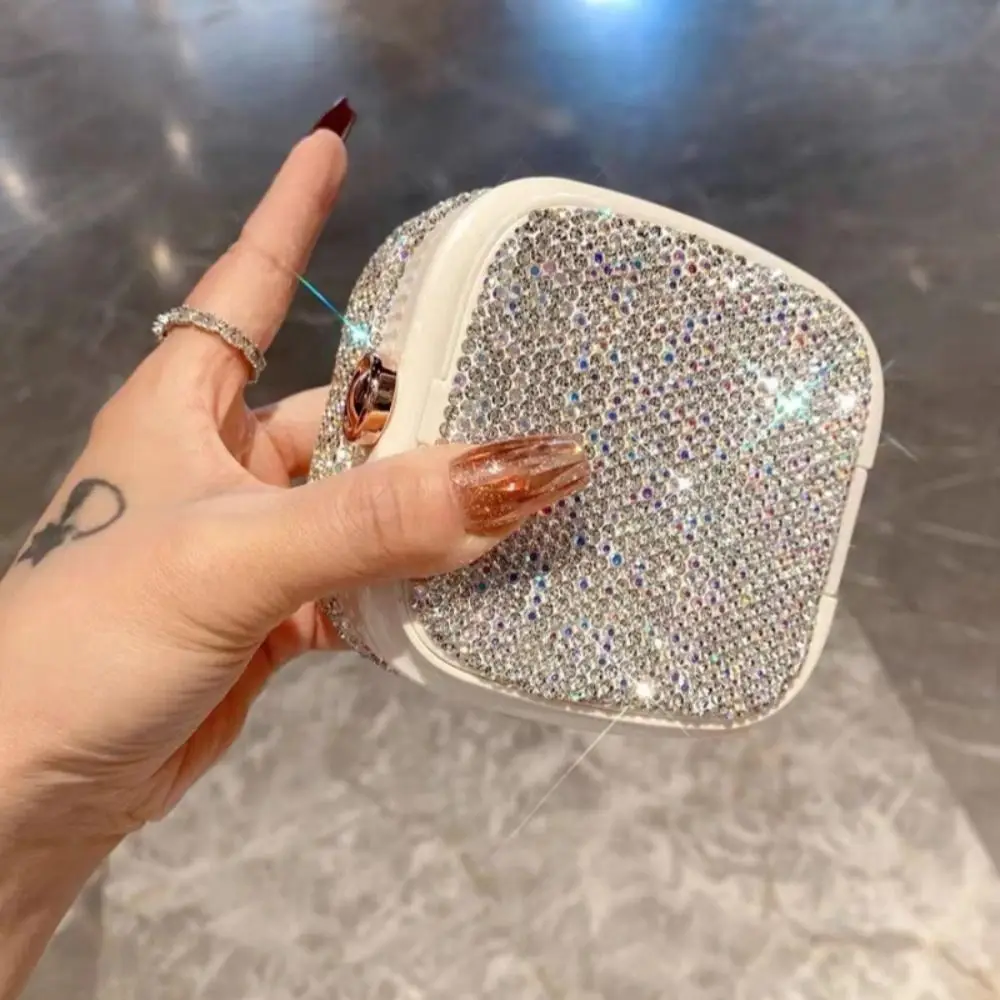 Sparkling Rhinestone Jewelry Box with Mirror Creative Portable Jewelry Organizer Luxury Save Space Jewelry Display Box Outdoor
Sparkling Rhinestone Jewelry Box with Mirror Creative Portable Jewelry Organizer Luxury Save Space Jewelry Display Box Outdoor