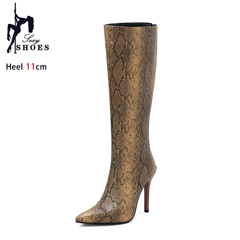 Size 34-43 Women Knee Boots Fashion Snake Print Stiletto Party High Heels Back Zipper Long Boots For Ladies Pointed Winter Shoes 
Size 34-43 Women Knee Boots Fashion Snake Print Stiletto Party High Heels Back Zipper Long Boots For Ladies Pointed Winter Shoes