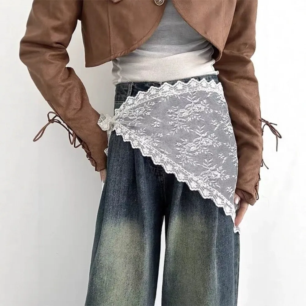 Harajuku Y2K Triangle Apron Embroidery Korean Style Lace Half Skirt High Waist Flower Outwear Mini Skirt Streetwear
Harajuku Y2K Triangle Apron Embroidery Korean Style Lace Half Skirt High Waist Flower Outwear Mini Skirt Streetwear