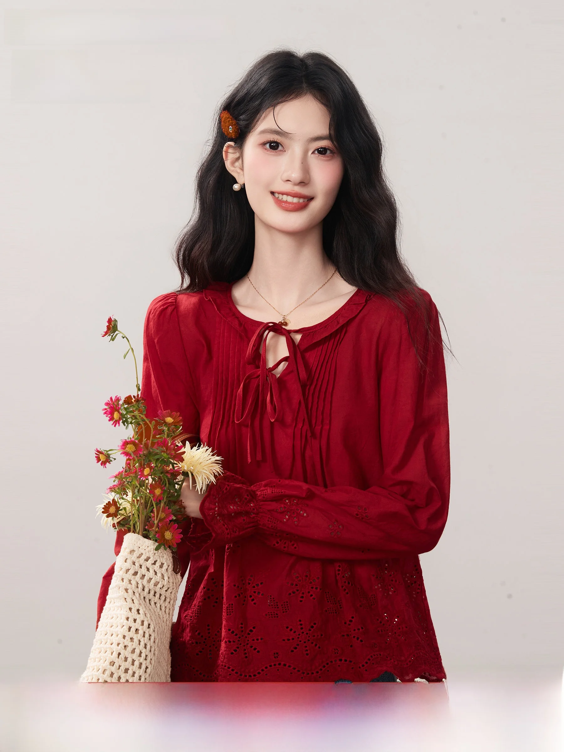 Red Cisas New Year Long Sve Loose Casual irt Women's Autumn Winter Lingjiu Embroidered Cotton Classic Sle Top
Red Cisas New Year Long Sve Loose Casual irt Women's Autumn Winter Lingjiu Embroidered Cotton Classic Sle Top
