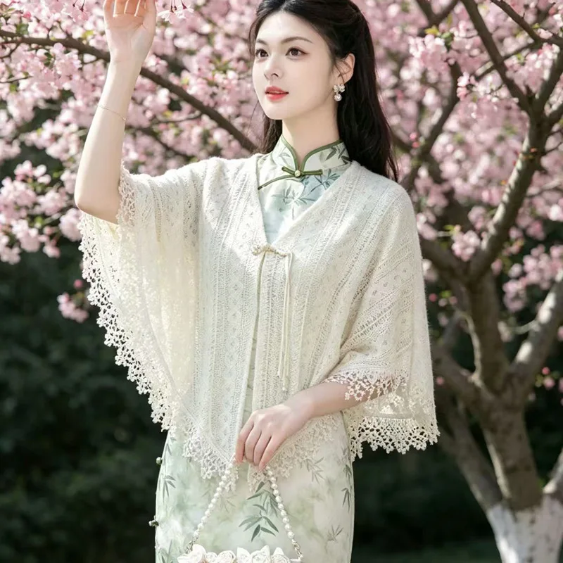 2026 New Lace Shawl Women's Outer with Round Neck Tassel Fashion Cape Thin Disc Buckle Outer with Solid Color Shawl
2026 New Lace Shawl Women's Outer with Round Neck Tassel Fashion Cape Thin Disc Buckle Outer with Solid Color Shawl