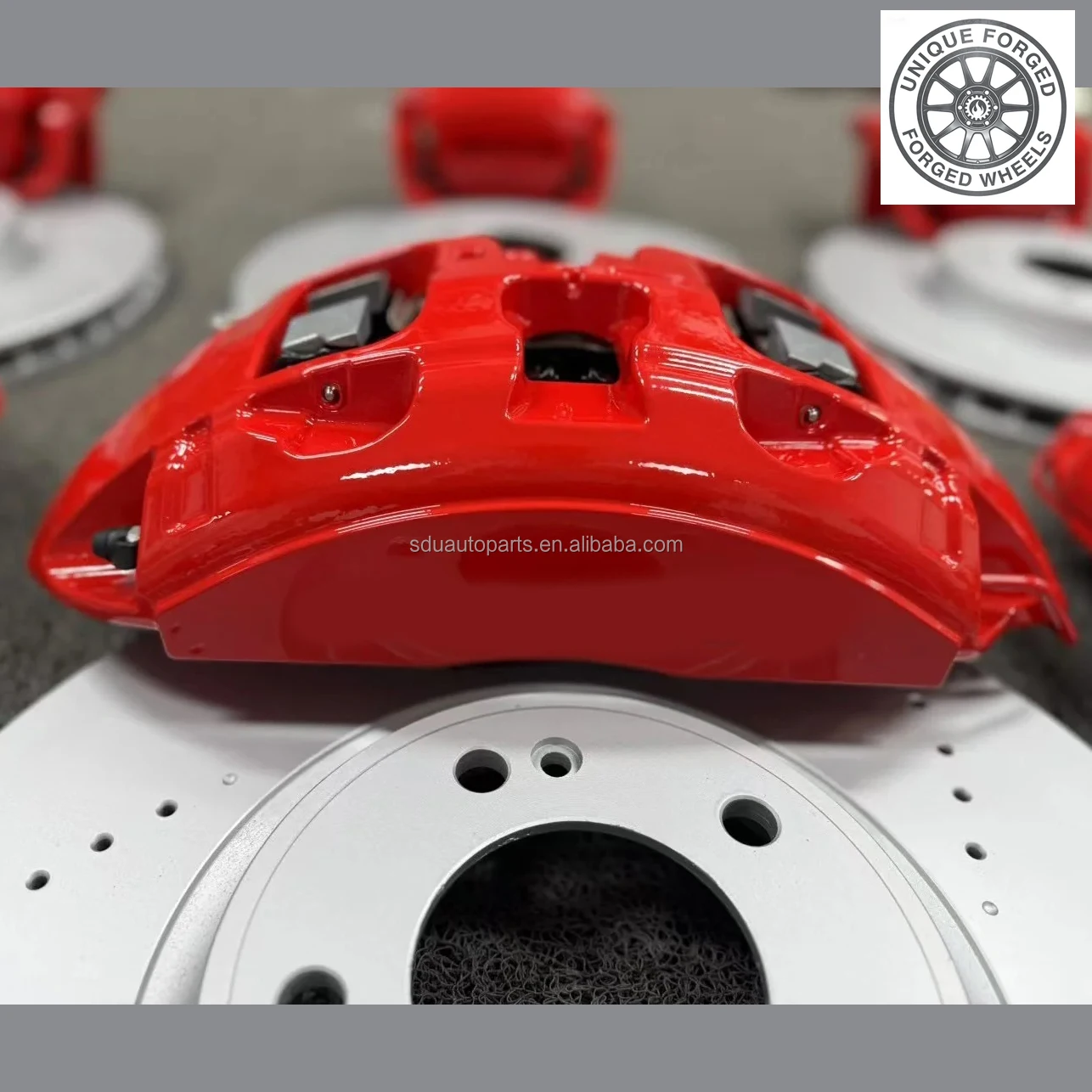 26 Style Tuning 10 Pot Racing Brake System Big Brake Kit Electronic Parking Brake Universal Vehicle Upgrade
26 Style Tuning 10 Pot Racing Brake System Big Brake Kit Electronic Parking Brake Universal Vehicle Upgrade
