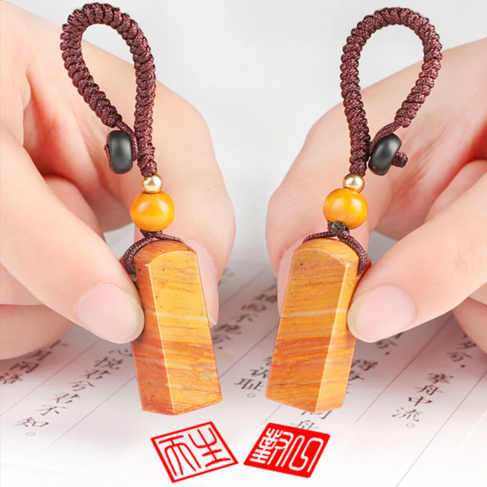 2pcs Stone Keychain Name Seals Pendant Gift Calligraphy Painting Stamp Custom Wedding Couple Teacher Painter Signature Stamps
2pcs Stone Keychain Name Seals Pendant Gift Calligraphy Painting Stamp Custom Wedding Couple Teacher Painter Signature Stamps