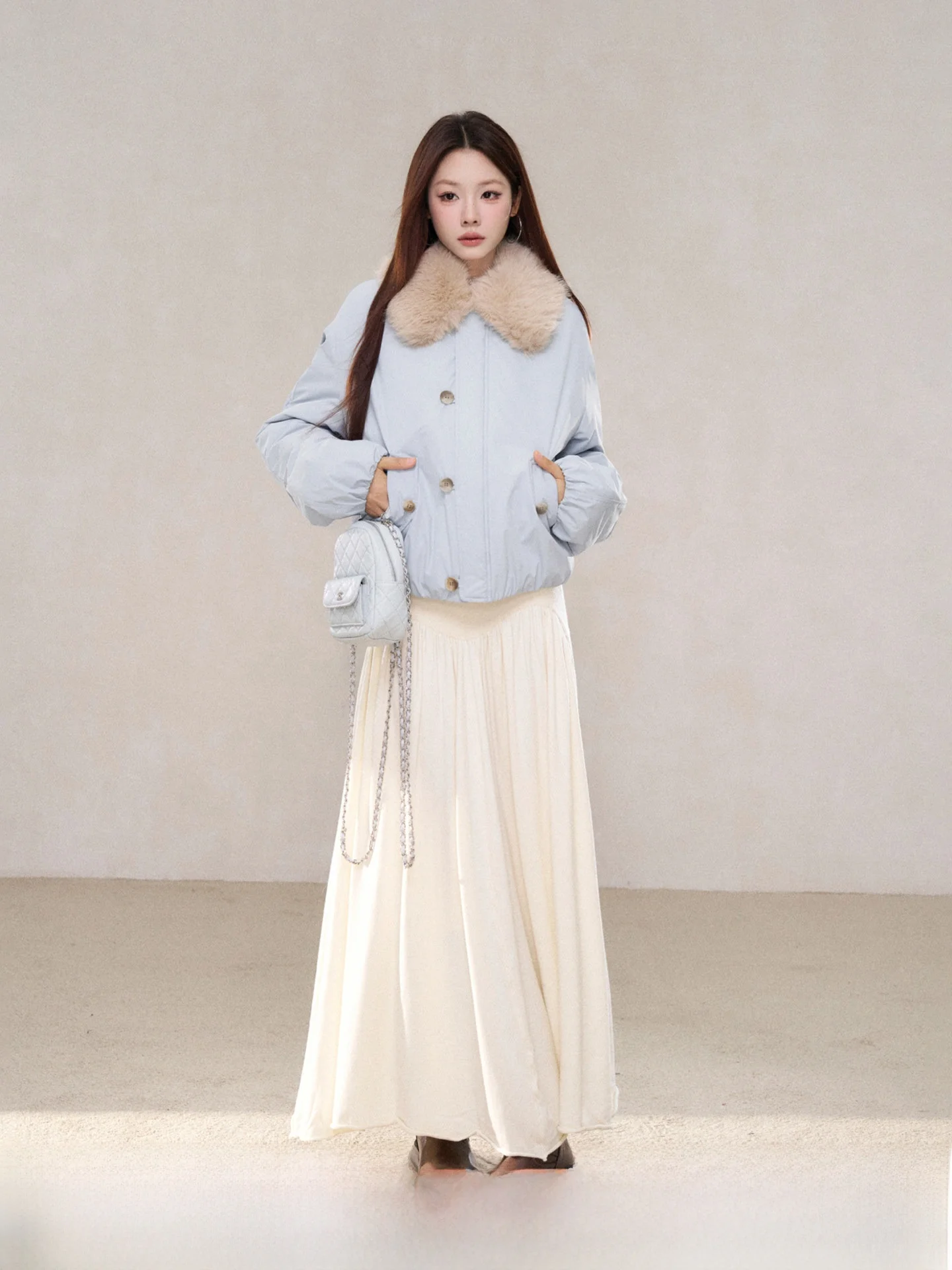 Blue Fur Collar Cotton Jaet Women's Faionable Sli Wildberry Pips 2025 Winter Thiened Long Sve Zipper Closure
Blue Fur Collar Cotton Jaet Women's Faionable Sli Wildberry Pips 2025 Winter Thiened Long Sve Zipper Closure