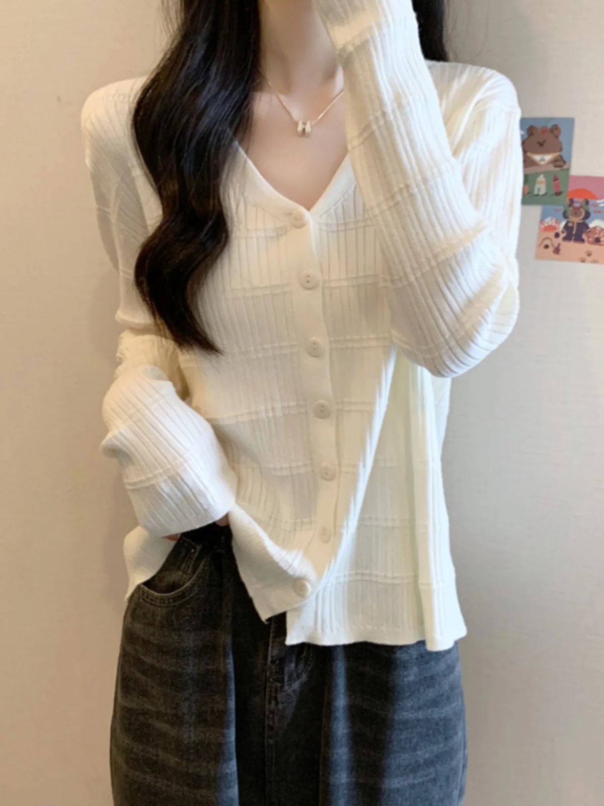 Slimming V-Neck Knitwear Long Sleeve Women's Base Shirt Spring New plus Size Micro Fat Reduction Korean Style Loose Fit Cardigan
Slimming V-Neck Knitwear Long Sleeve Women's Base Shirt Spring New plus Size Micro Fat Reduction Korean Style Loose Fit Cardigan