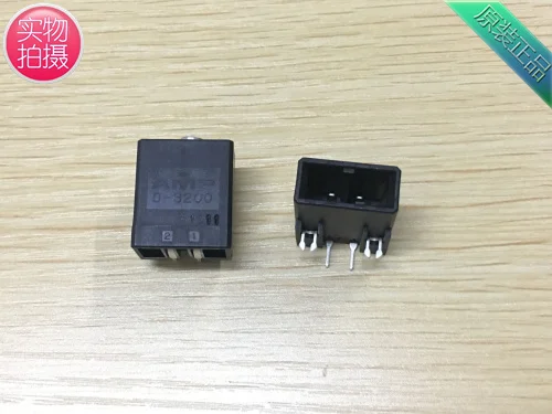 AMP D-3200 2-контактная изогнутая вилка для ног 1- 179276 -5 можно напрямую снимать и отправлен в тот же день.
AMP D-3200 2-контактная изогнутая вилка для ног 1- 179276 -5 можно напрямую снимать и отправлен в тот же день.