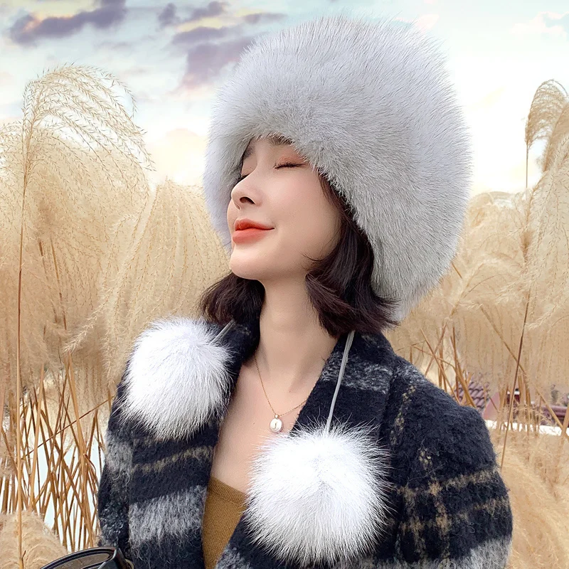 Real Fox Fur Hat Winter Thickened Windproof Hats For Women Russians Fashion Princess Hat With Ear Protector Natural Fox Fur Cap
Real Fox Fur Hat Winter Thickened Windproof Hats For Women Russians Fashion Princess Hat With Ear Protector Natural Fox Fur Cap
