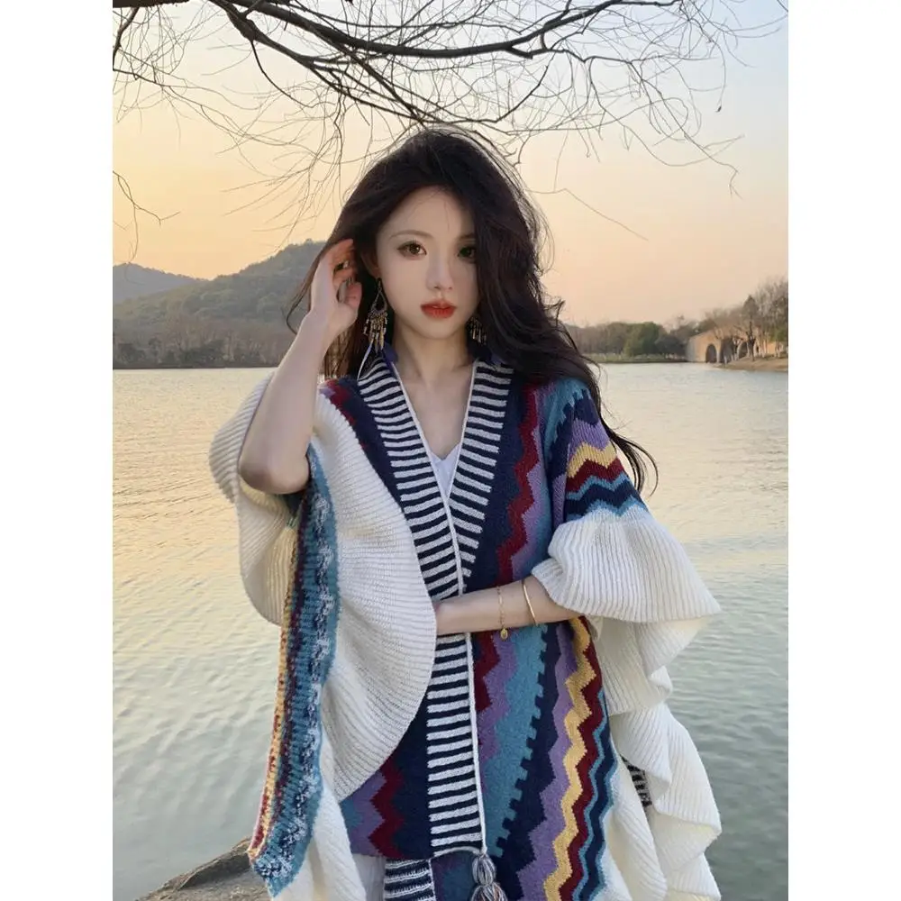 Ethnic Knitted Shawl Women's Travelwear Scarf Cape Outerwear Shape UV Protection Spring Autumn Season Multi-Functional
Ethnic Knitted Shawl Women's Travelwear Scarf Cape Outerwear Shape UV Protection Spring Autumn Season Multi-Functional