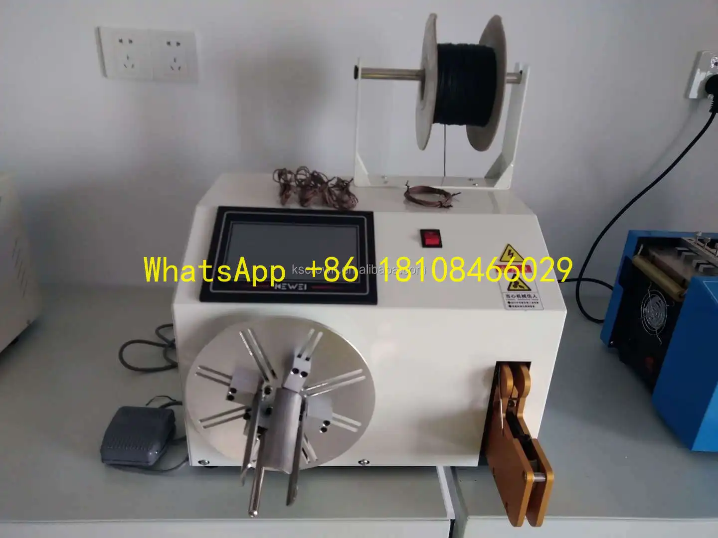 machine cable coil winder machine WL-30A Automatic data line packing
machine cable coil winder machine WL-30A Automatic data line packing