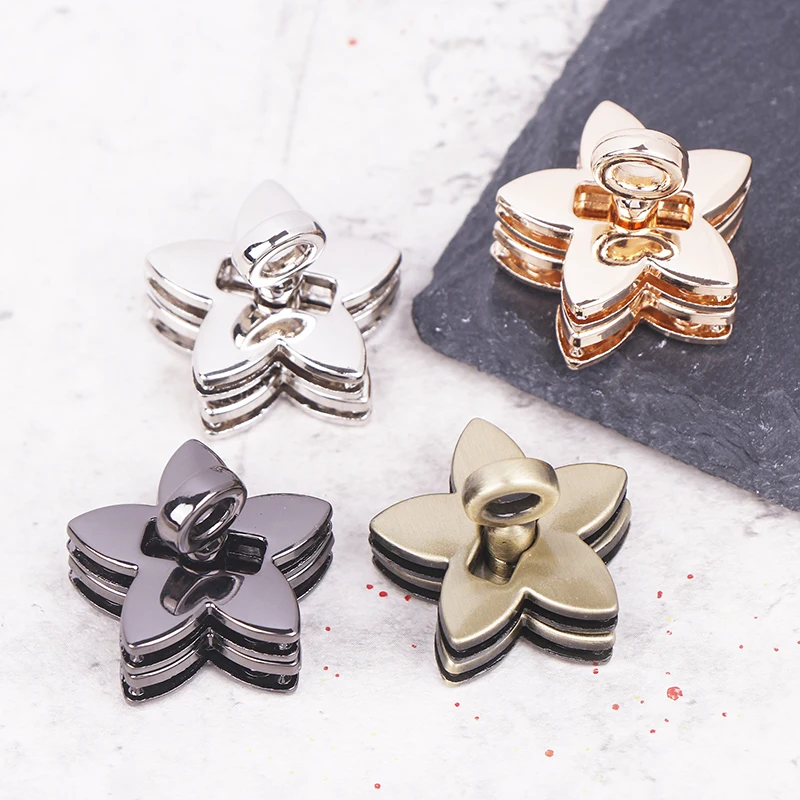 Zinc Alloy Pentagram Bag Turn Lock Twist Lock Clasp For Women Leather Bag Handbag Shoulder Bag Purse DIY Accessories
Zinc Alloy Pentagram Bag Turn Lock Twist Lock Clasp For Women Leather Bag Handbag Shoulder Bag Purse DIY Accessories