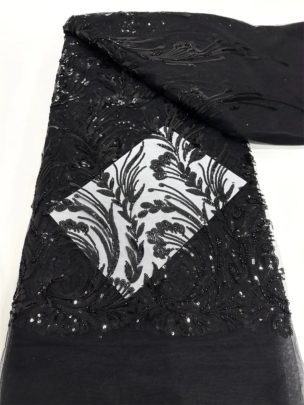 African Sequence Lace Fabric 2025 High Quality Latest French Tulle Lace Embroidery with Beading for Party Wedding Women's Dresse
African Sequence Lace Fabric 2025 High Quality Latest French Tulle Lace Embroidery with Beading for Party Wedding Women's Dresse