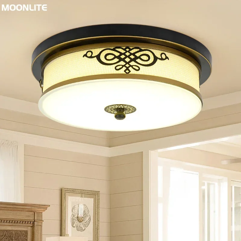 Modern simple ceiling lamp bedroom living room creative light luxury retro carved gold round ceiling lamp
Modern simple ceiling lamp bedroom living room creative light luxury retro carved gold round ceiling lamp