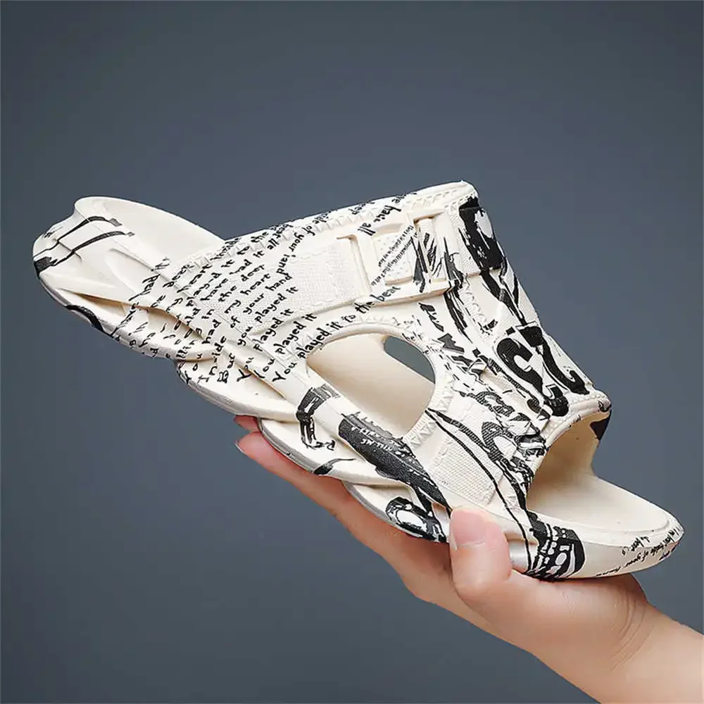 Non-slip Number 38 Man Toilet Slippers Elegant Low Heel Sandals Shoes Summer Flip Sneakers Sports High-end 
Non-slip Number 38 Man Toilet Slippers Elegant Low Heel Sandals Shoes Summer Flip Sneakers Sports High-end