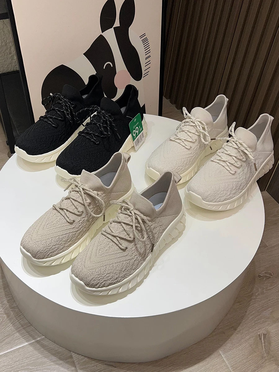Comfortable Breathable Ultra Lightweight Knitted Men's Sport Casual Shoes Spring Anti Shock Wear Resistant Spring Autumn Summer
Comfortable Breathable Ultra Lightweight Knitted Men's Sport Casual Shoes Spring Anti Shock Wear Resistant Spring Autumn Summer
