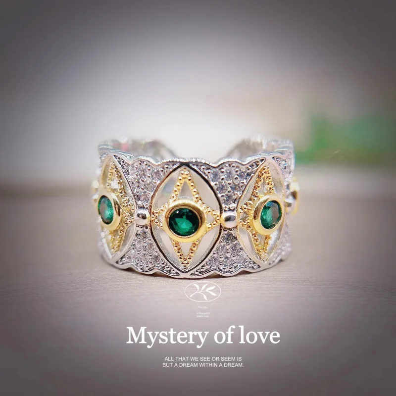 Изысканные женские серьги и кольца с ажурным дизайном - ювелирные изделия в форме колец, украшенные цирконием. Модные украшения
Изысканные женские серьги и кольца с ажурным дизайном - ювелирные изделия в форме колец, украшенные цирконием. Модные украшения