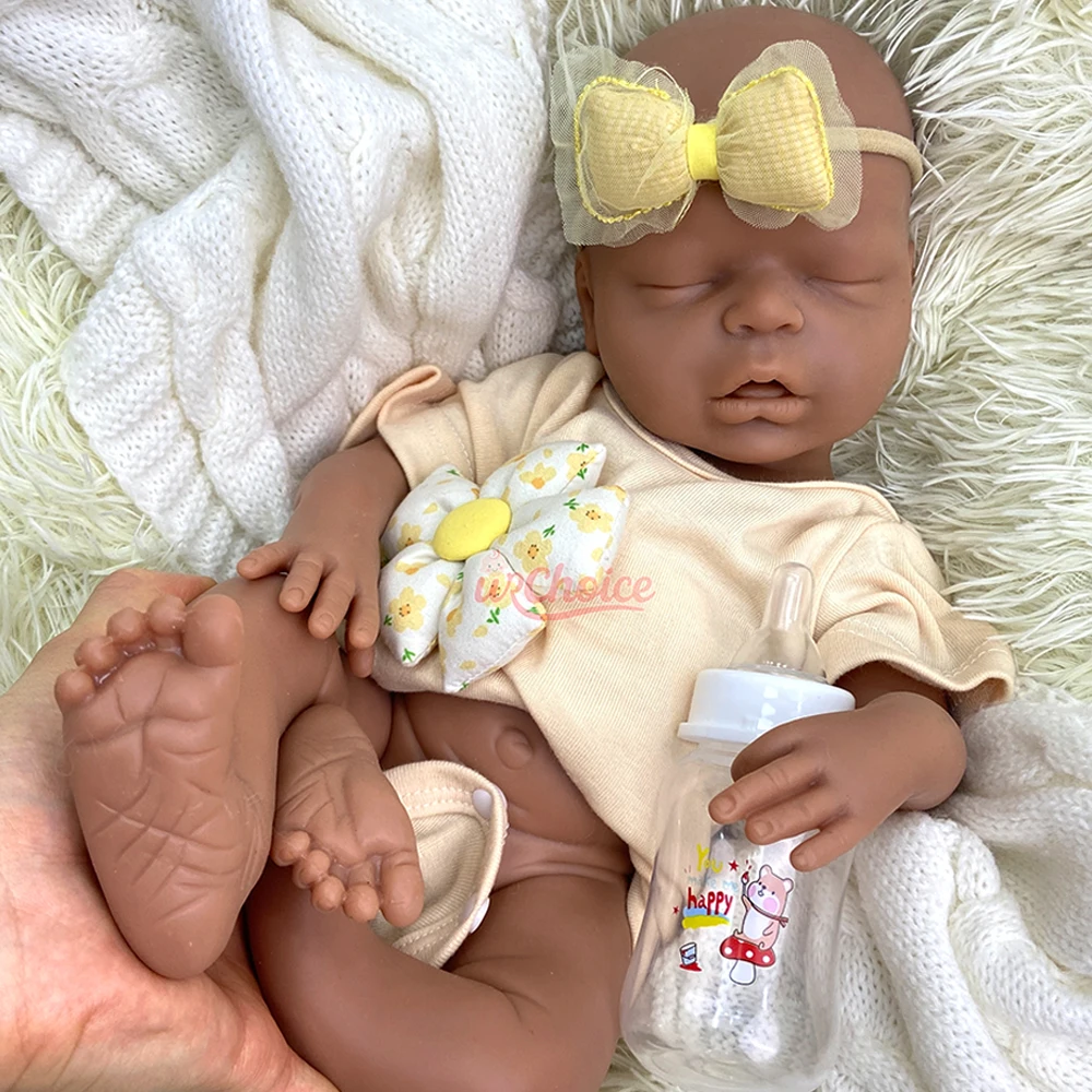 18 "темная кожа, реалистичная силиконовая кукла Reborn для маленьких девочек, гибкая кукла возрождения с открытым ртом, реалистичная текстура, африканская кукла для коллекционера
18 "темная кожа, реалистичная силиконовая кукла Reborn для маленьких девочек, гибкая кукла возрождения с открытым ртом, реалистичная текстура, африканская кукла для коллекционера