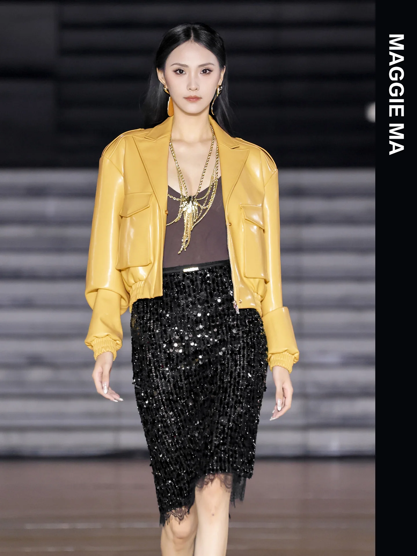 Maggie Ma Spring 2026 High Waist Straight Leg Skirt Lace Panel Sequin Trim Business Casual Women's Fashion Skirts
Maggie Ma Spring 2026 High Waist Straight Leg Skirt Lace Panel Sequin Trim Business Casual Women's Fashion Skirts