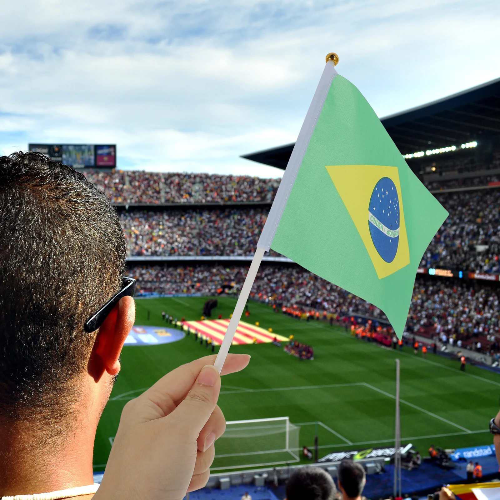 50Pcs Small Handheld Flags on Stick Portable Durable Flags for Football Match Party Festive Decoration Cheering
50Pcs Small Handheld Flags on Stick Portable Durable Flags for Football Match Party Festive Decoration Cheering