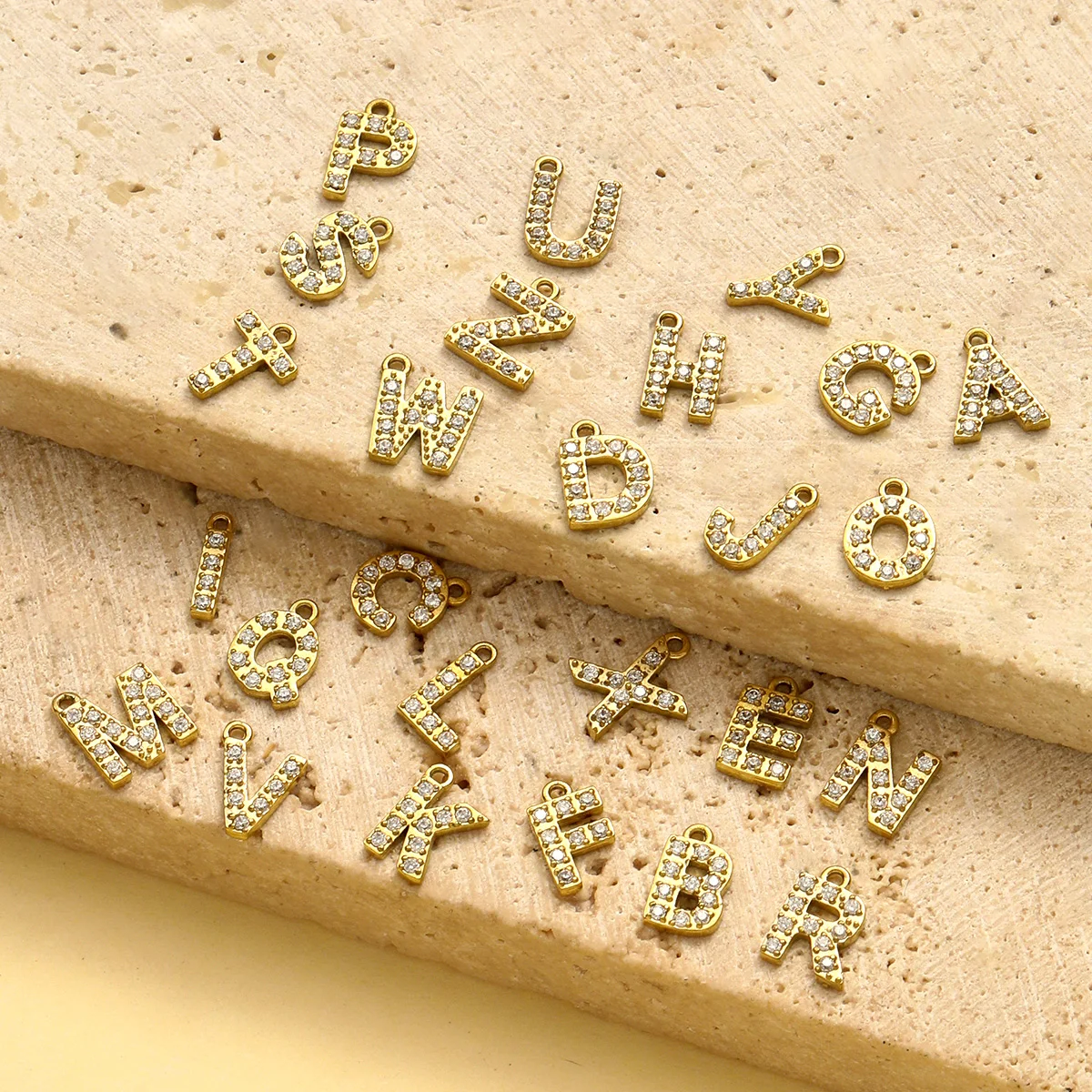 3Pcs/Lot Stainless Steel From A-Z Micro Pave Zircon Initial Letter Couple Name Charms 26 Alphabet Pendant For DIY Jewelry Making
3Pcs/Lot Stainless Steel From A-Z Micro Pave Zircon Initial Letter Couple Name Charms 26 Alphabet Pendant For DIY Jewelry Making