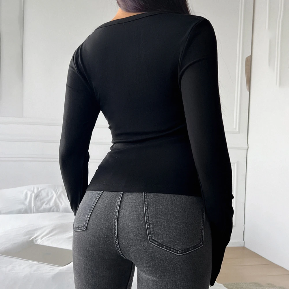 Женские топы с V-образным вырезом и длинным рукавом в стиле Y2K, облегающие повседневные футболки для носки на каждый день, в черном, белом, сером цветах, для весны, осени и на все сезоны, модные.
Женские топы с V-образным вырезом и длинным рукавом в стиле Y2K, облегающие повседневные футболки для носки на каждый день, в черном, белом, сером цветах, для весны, осени и на все сезоны, модные.