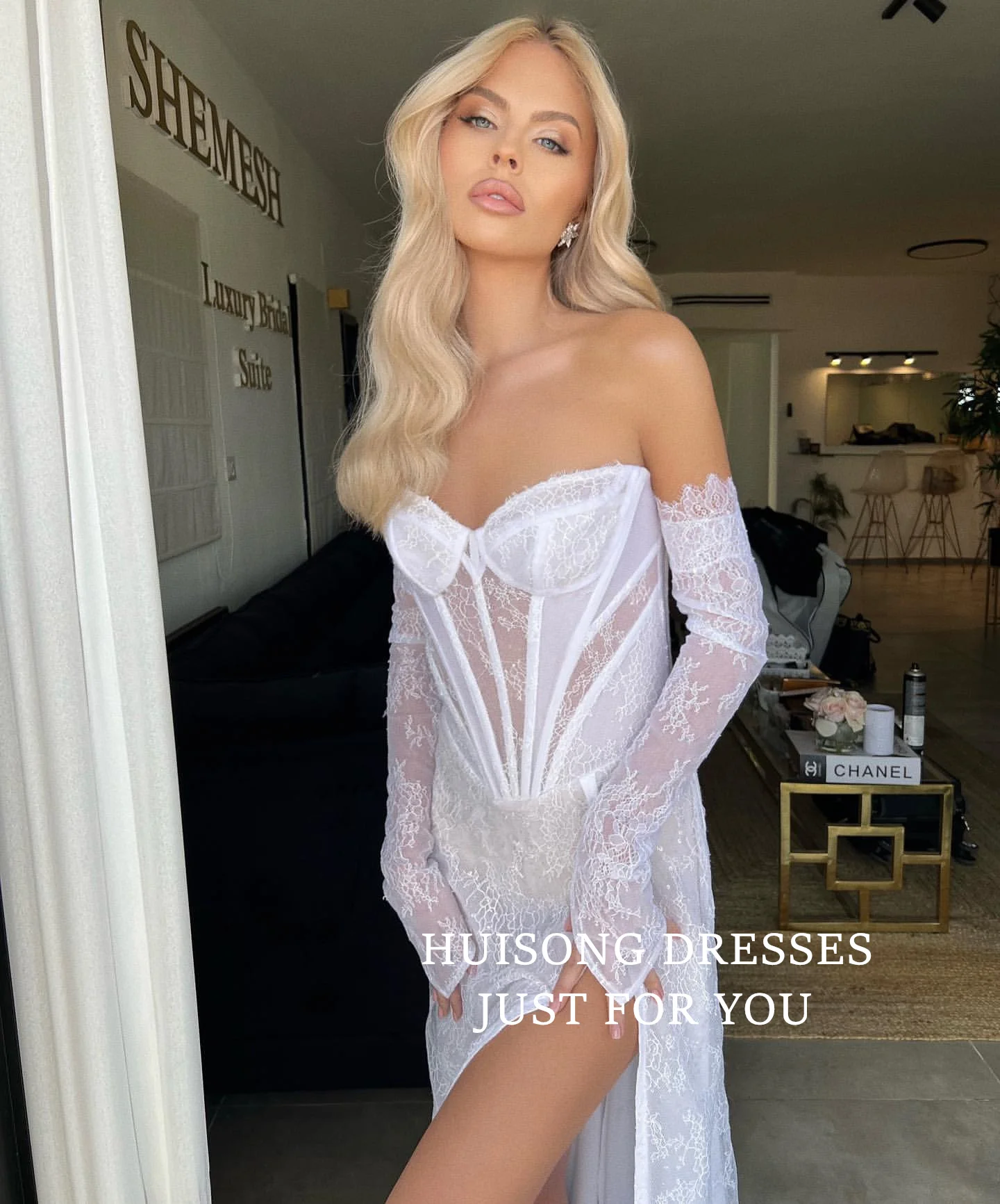 HUISONG Customized Lace Appliques Sweetheart Wedding Dresses Side Split Long Sleeves Boho Bride Gown Beach Wedding Dress 2025
HUISONG Customized Lace Appliques Sweetheart Wedding Dresses Side Split Long Sleeves Boho Bride Gown Beach Wedding Dress 2025