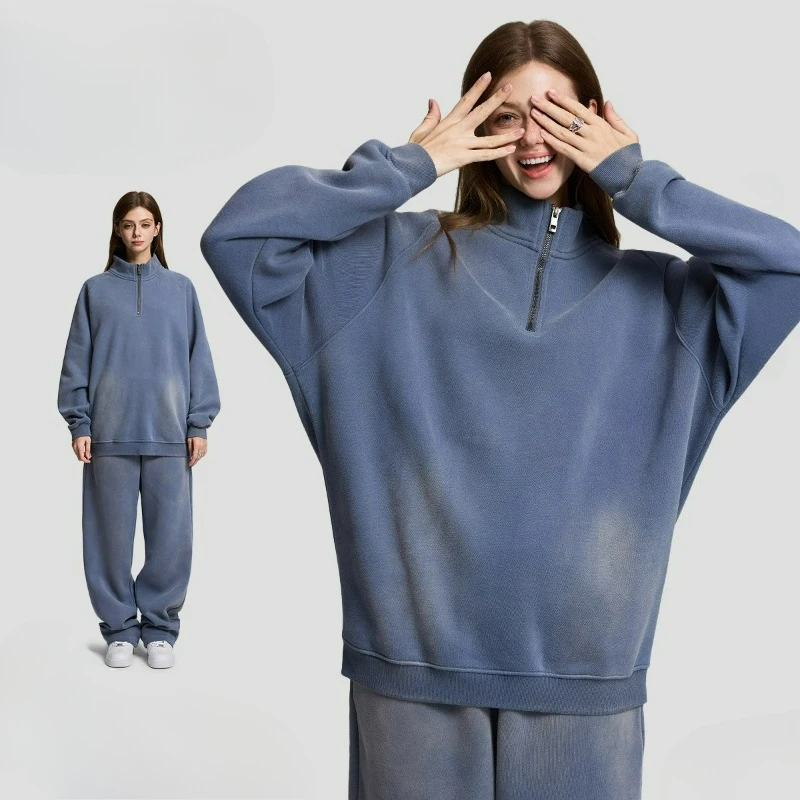 Утолщенная толстовка на молнии для мужчин и женщин, осенняя модная одежда 2026, толстовка с воротником-стойкой и длинными рукавами, длинные брюки, комплект из двух предметов
Утолщенная толстовка на молнии для мужчин и женщин, осенняя модная одежда 2026, толстовка с воротником-стойкой и длинными рукавами, длинные брюки, комплект из двух предметов