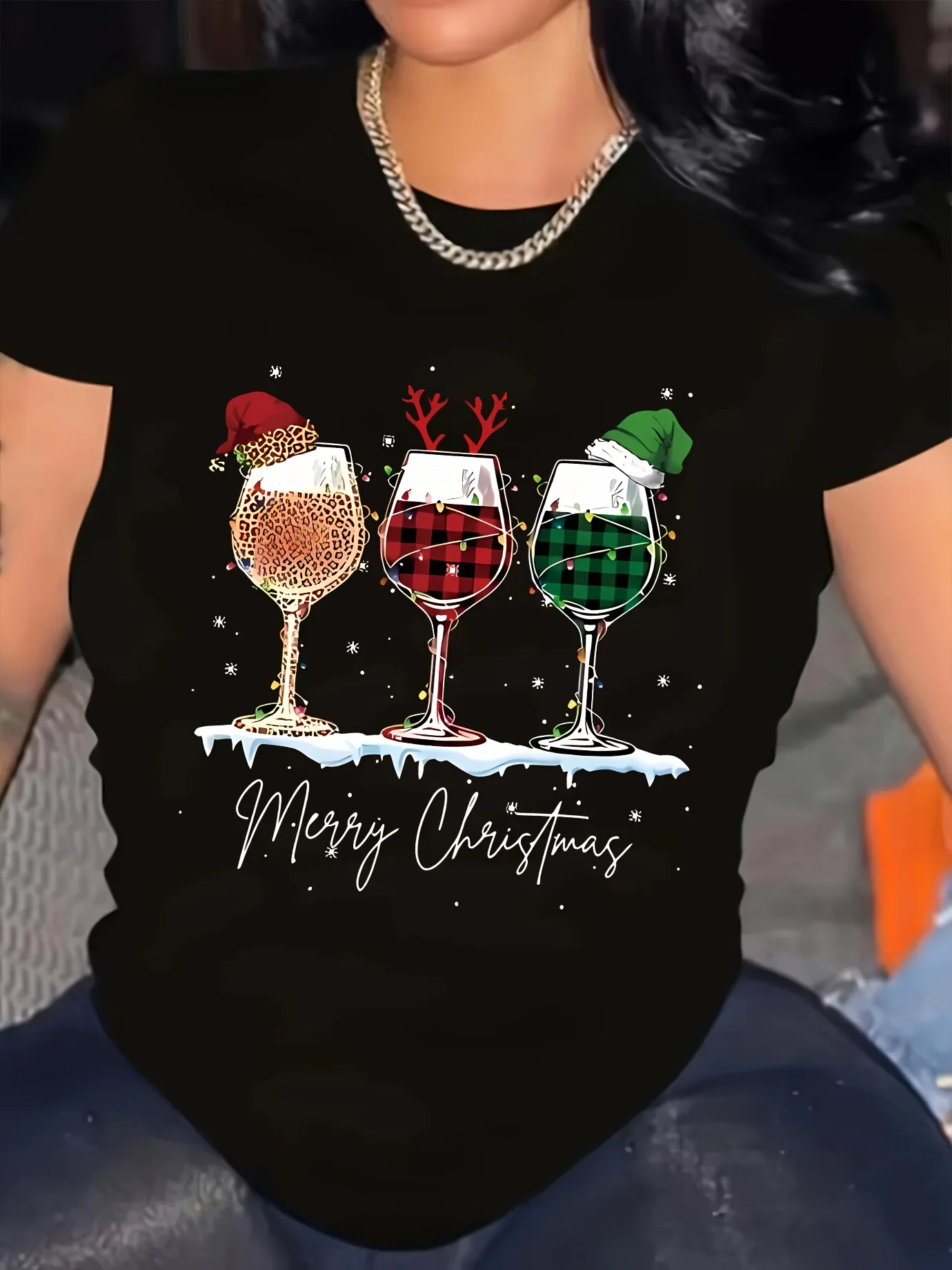 Women's Merry Christmas Wine Glasses Print Crew Neck Short Sleeve T-Shirt Fashion Harajuku Kawaii T-shirt Women's Y2K Clothing
Women's Merry Christmas Wine Glasses Print Crew Neck Short Sleeve T-Shirt Fashion Harajuku Kawaii T-shirt Women's Y2K Clothing