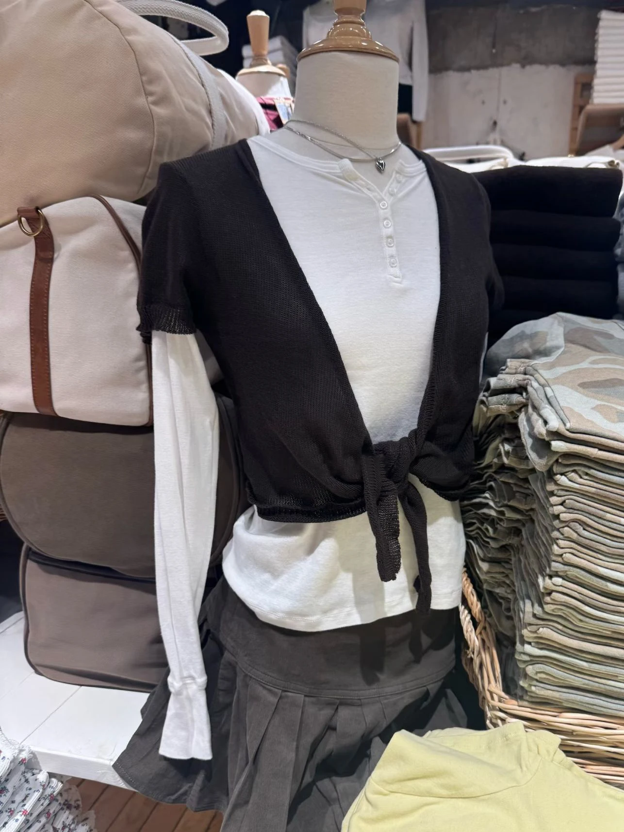 Wrap Knitwear Woman Cotton Lace-up Cropped Smock Brown Casual Simple Solid Sweet Short Sleeve Cardigan Sweet All-match Crop Tops
Wrap Knitwear Woman Cotton Lace-up Cropped Smock Brown Casual Simple Solid Sweet Short Sleeve Cardigan Sweet All-match Crop Tops