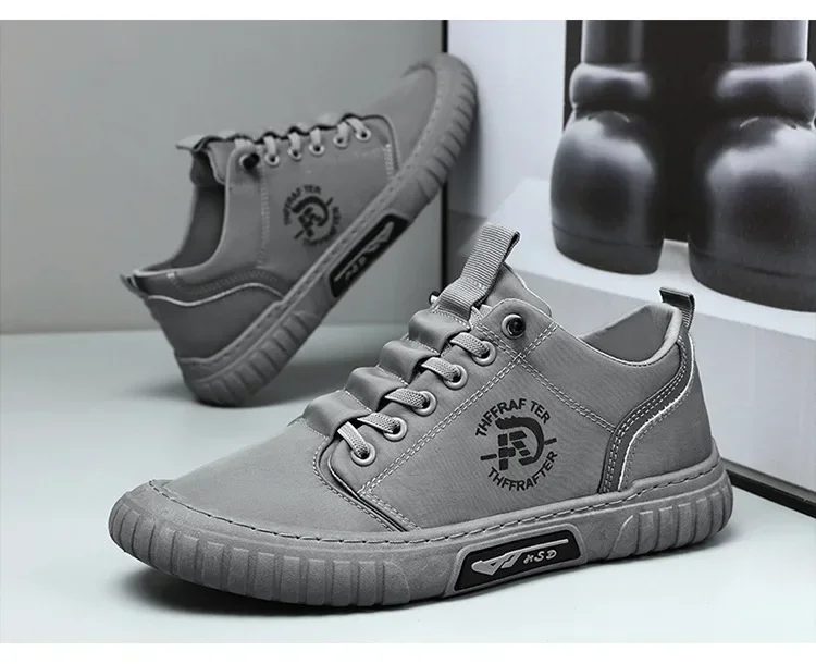Hommes chaussures d'été respirant mince anti - odeur Vieux Pékin chaussures en tissu un pied balancer chaussures décontractées
Hommes chaussures d'été respirant mince anti - odeur Vieux Pékin chaussures en tissu un pied balancer chaussures décontractées