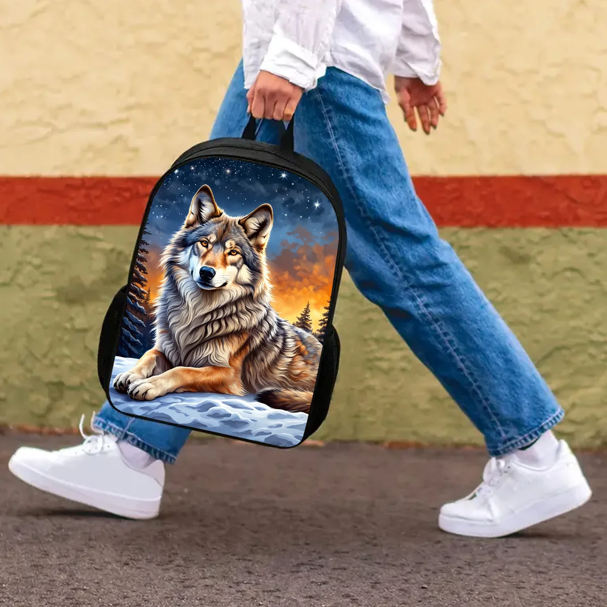 1pc, Wolf Backpack, Large Capacity 17-Inch Casual Backpack Laptop Bag with Water Bottle Holder - Lightweight and Durable School
1pc, Wolf Backpack, Large Capacity 17-Inch Casual Backpack Laptop Bag with Water Bottle Holder - Lightweight and Durable School