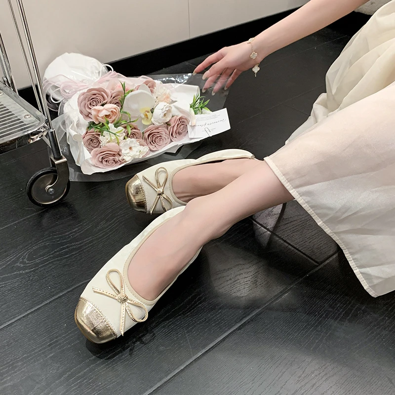 French-style Bow Single Shoes 2026 Summer New Design Small Block Heel Shallow Square-toe Ballet Flats
French-style Bow Single Shoes 2026 Summer New Design Small Block Heel Shallow Square-toe Ballet Flats