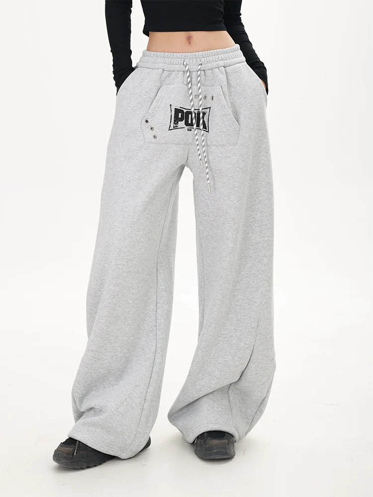 Thiened Fce Lettering Street Dance Wide Leg Pants Women's Loose Casual Trousers Autumn Winter High Waist Long Cotton Blend
Thiened Fce Lettering Street Dance Wide Leg Pants Women's Loose Casual Trousers Autumn Winter High Waist Long Cotton Blend