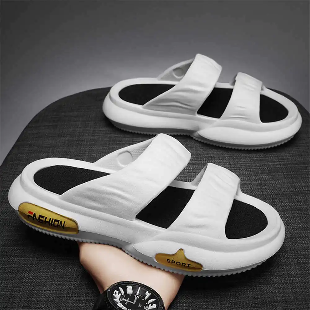 Гавайские противоскользящие женские тапочки для дома, пляжные сандалии, обувь люксового бренда, уличные ботинки, женские кроссовки, спортивные трендовые модели
Гавайские противоскользящие женские тапочки для дома, пляжные сандалии, обувь люксового бренда, уличные ботинки, женские кроссовки, спортивные трендовые модели